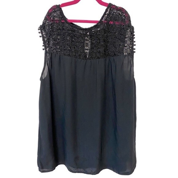 Old Navy Lattice Capped Sleeve Blouse - Picture 1 of 7